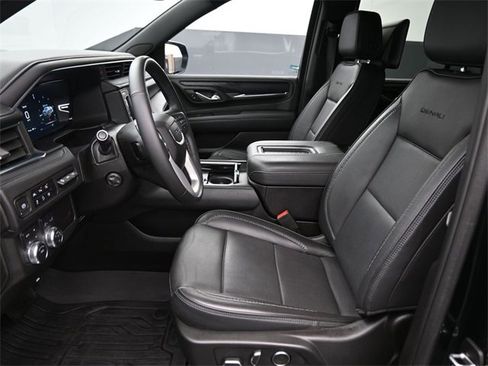 Certified 2023 GMC Yukon Denali image 10