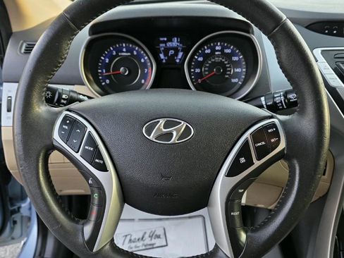 Used 2011 Hyundai Elantra Limited image 32