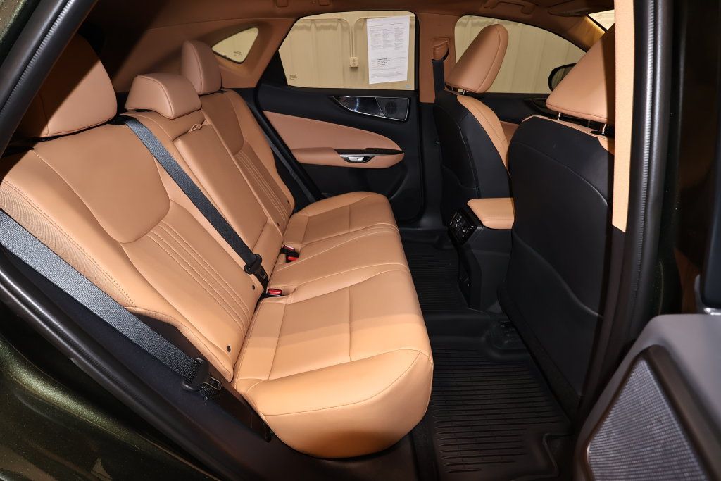 Used 2025 Lexus NX 350 AWD image 17