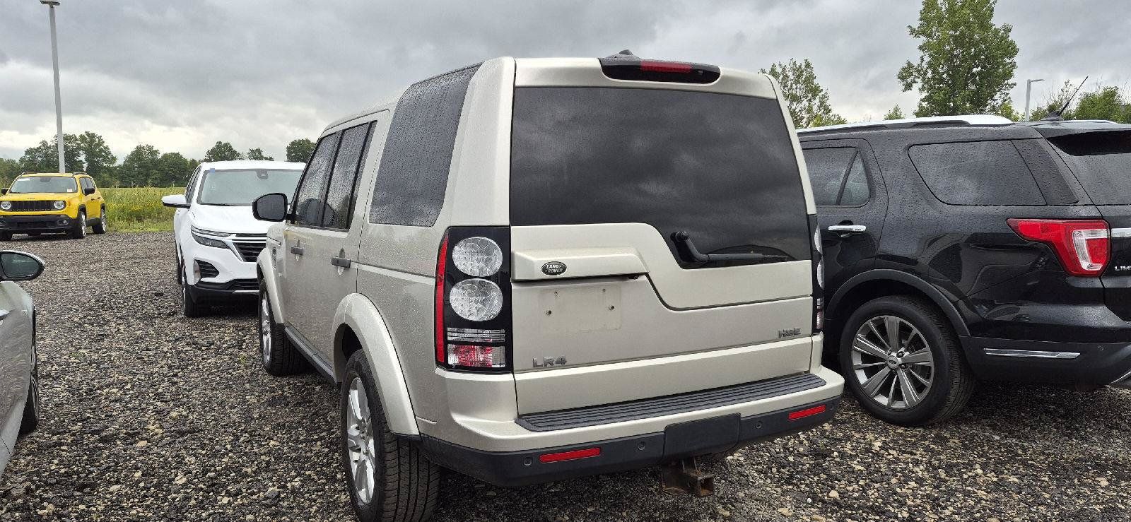 Used 2014 Land Rover LR4 HSE AWD/4WD image 4