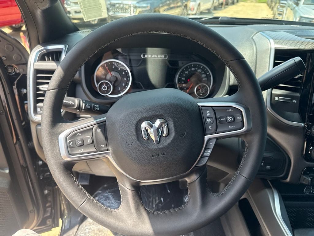 New 2026 RAM 2500 Big Horn AWD/4WD image 10
