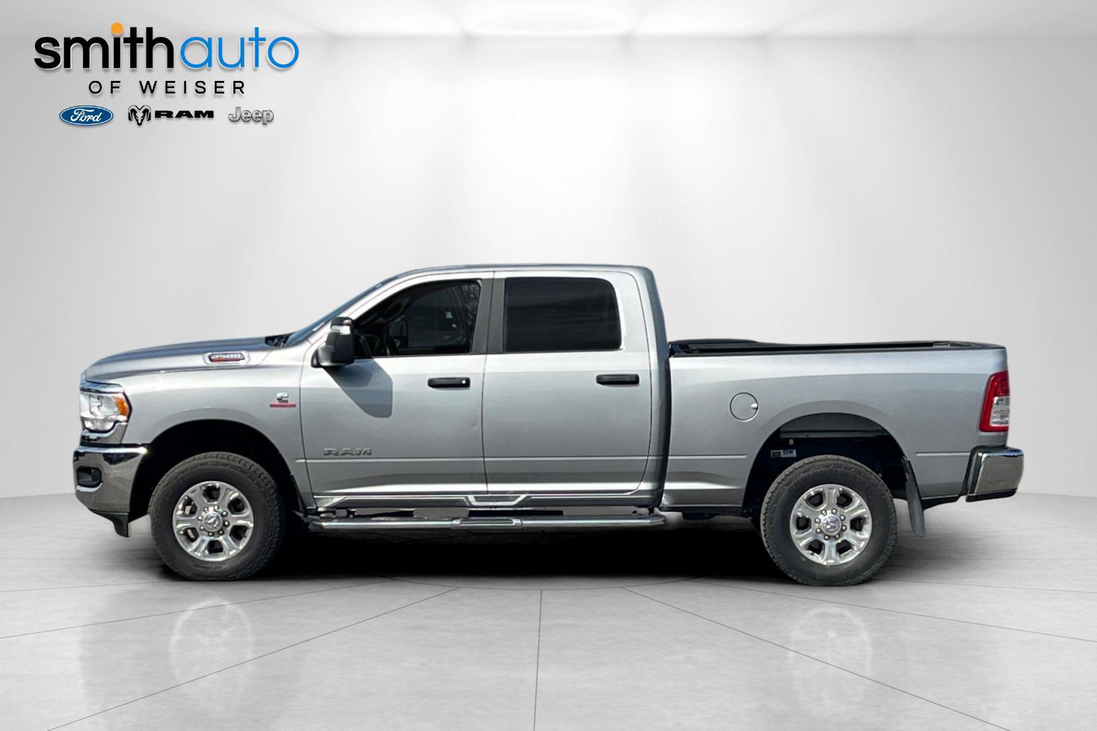 Used 2024 RAM 2500 Big Horn AWD/4WD image 8