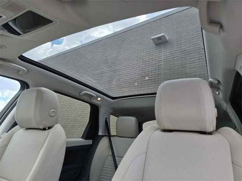 New 2025 Land Rover Discovery Sport S AWD/4WD image 2