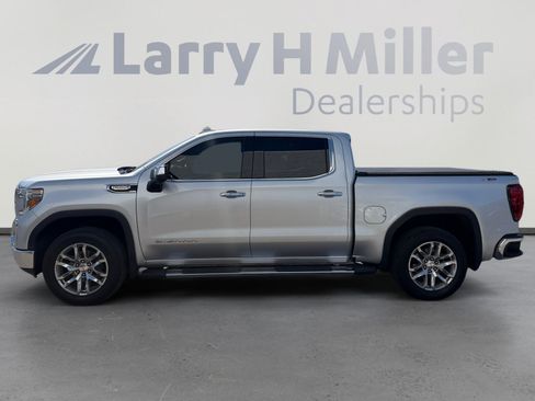 Used 2021 GMC Sierra 1500 SLT AWD/4WD image 2