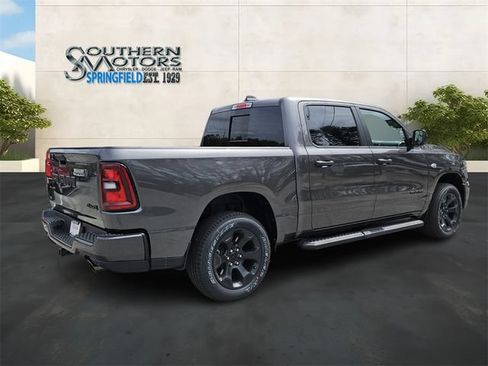 New 2026 RAM 1500 Express AWD/4WD image 5