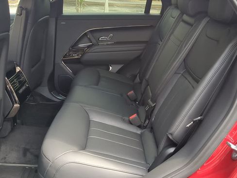 New 2026 Land Rover Range Rover Sport SE AWD/4WD image 21