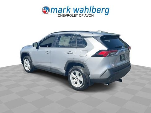 Used 2021 Toyota RAV4 XLE w/ Convenience Package AWD/4WD image 6