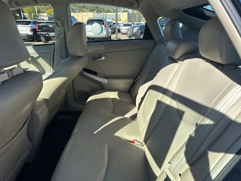 Used 2014 Toyota Prius Four image 26