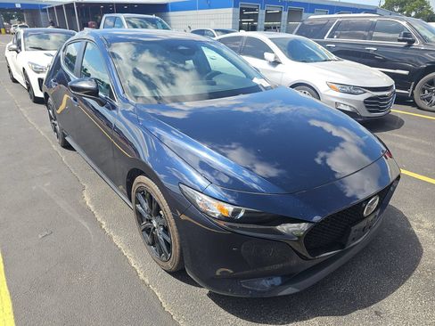Used 2024 MAZDA MAZDA3 s FWD image 4