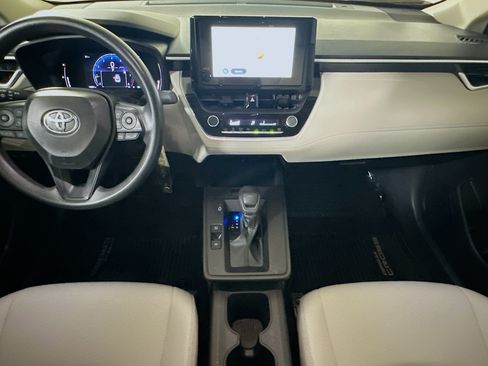 Certified 2026 Toyota Corolla Cross L FWD image 26