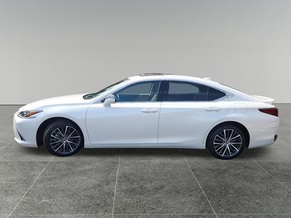 Used 2023 Lexus ES 300h w/ Premium Package