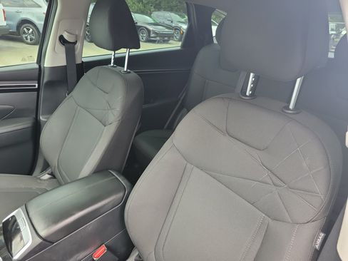 Used 2024 Hyundai Tucson SE FWD image 17