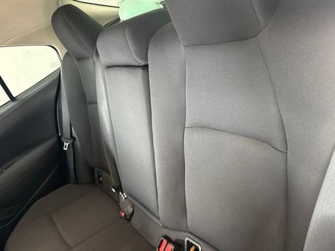 Used 2021 Toyota Corolla LE w/ Carpet Mat Package (TMS) FWD image 9