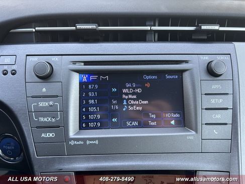 Used 2013 Toyota Prius Three image 35