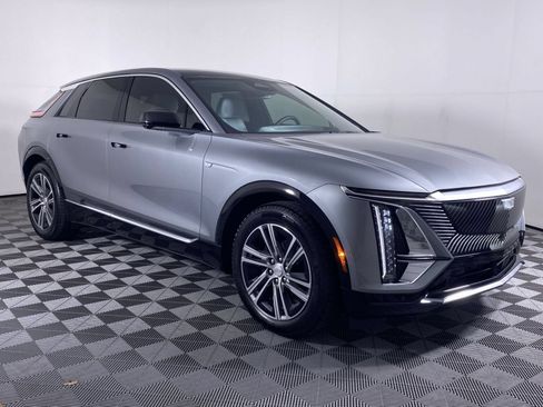 Certified 2024 Cadillac Lyriq Luxury w/ LPO, Floor Liner Package RWD image 21