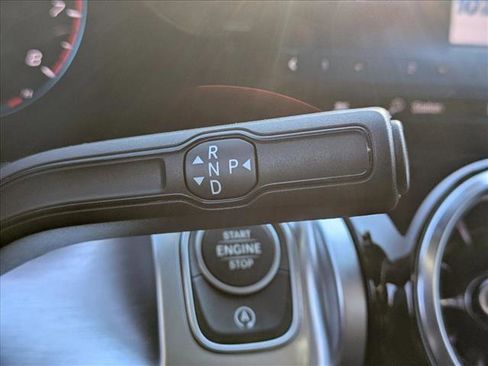 Certified 2022 Mercedes-Benz GLB 250 4MATIC image 12