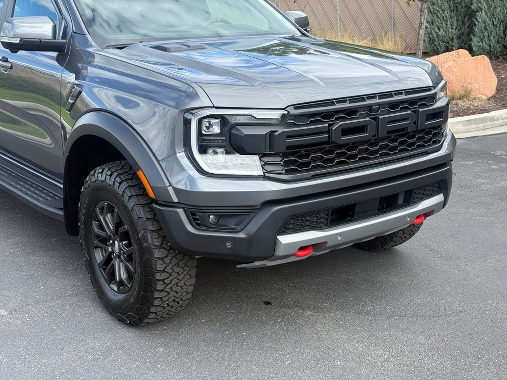 Used 2025 Ford Ranger Raptor AWD/4WD image 3