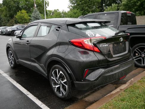Certified 2018 Toyota C-HR XLE FWD image 4