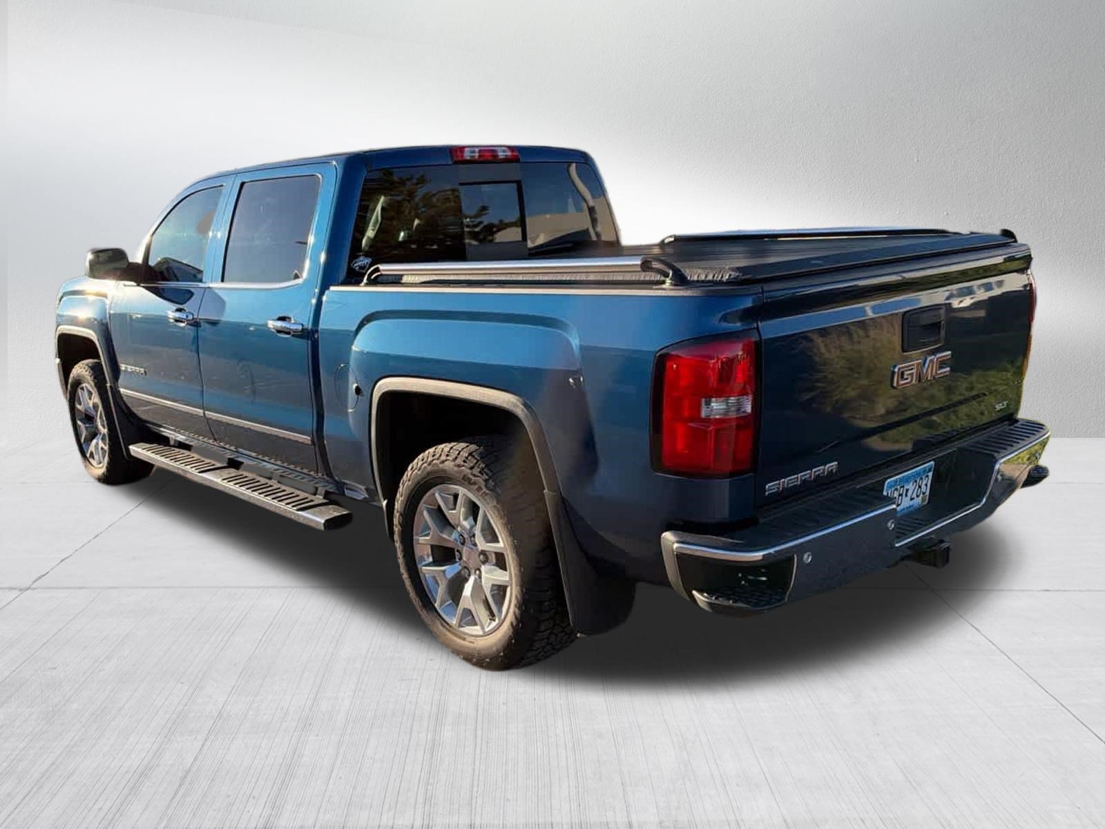 Used 2015 GMC Sierra 1500 SLT w/ SLT Crew Cab Value Package AWD/4WD image 5