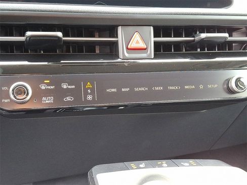 New 2025 Kia EV6 Light w/ Light LR Technology Package image 8