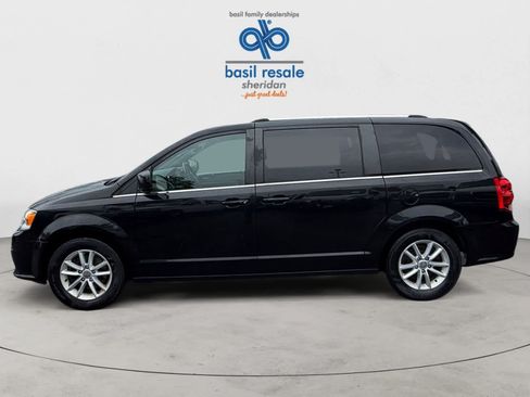 Used 2019 Dodge Grand Caravan SXT FWD image 3