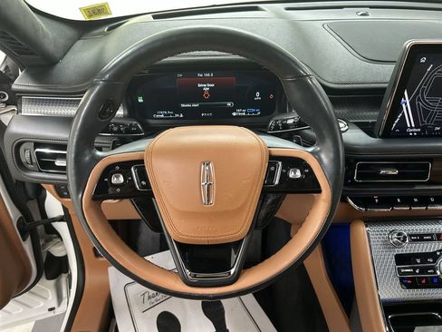 Used 2023 Lincoln Aviator Black Label Grand Touring w/ Class IV Trailer Tow Package AWD/4WD image 4