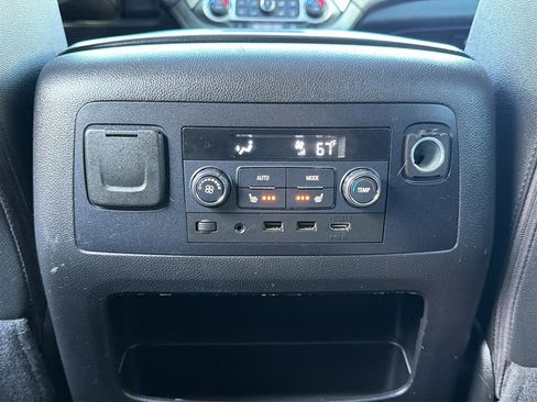 Used 2017 Chevrolet Tahoe Premier image 18