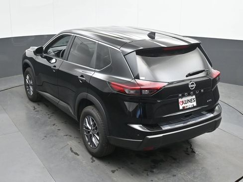 Used 2024 Nissan Rogue S AWD/4WD image 36