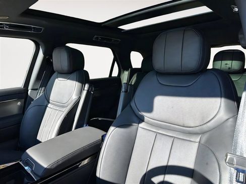 New 2026 Land Rover Range Rover Sport SE image 11
