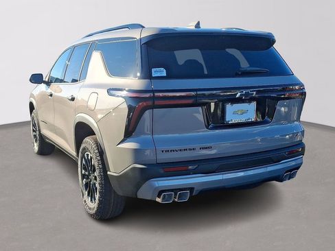 New 2026 Chevrolet Traverse Z71 w/ Driver Confidence Package image 3