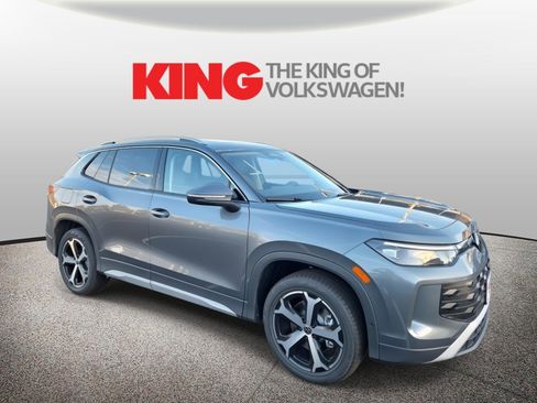 New 2026 Volkswagen Tiguan SE image 1