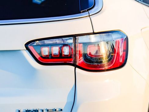 Used 2020 Jeep Compass Limited w/ Safety & Security Group image 9