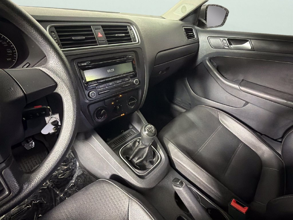 Used 2014 Volkswagen Jetta SE FWD image 19