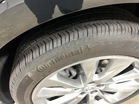 Certified 2023 Buick Envision Avenir AWD/4WD image 11