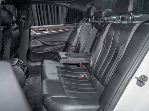 Used 2019 BMW 530i image 12