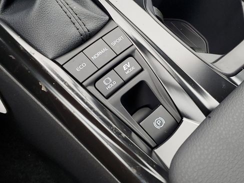 New 2026 Toyota Camry SE image 32