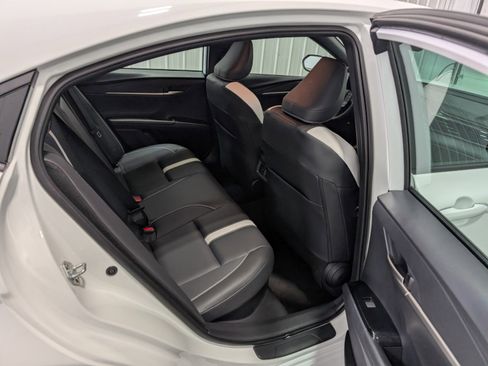 Used 2026 Toyota Camry SE image 25