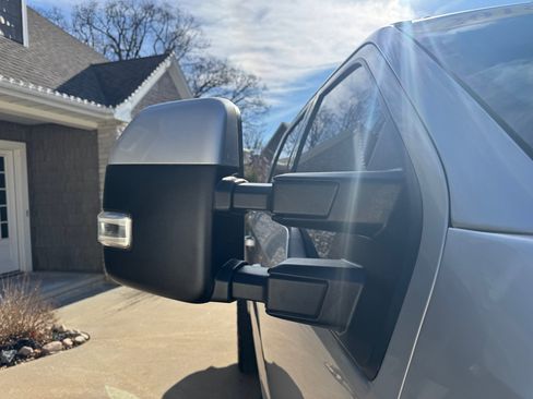 Used 2018 Ford F250 Lariat w/ Lariat Value Package image 38