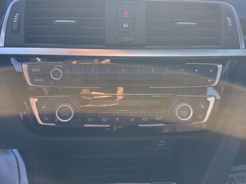 Used 2020 BMW 430i xDrive Coupe w/ M Sport Package image 18