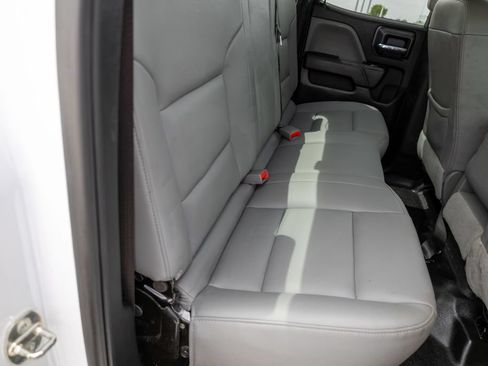 Used 2019 Chevrolet Silverado 2500 W/T w/ WT Convenience Package RWD image 12