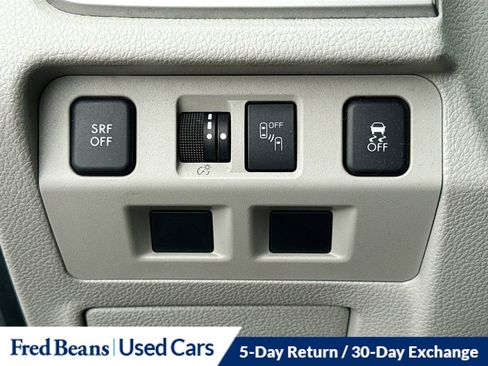 Used 2017 Subaru Forester 2.5i Premium image 11