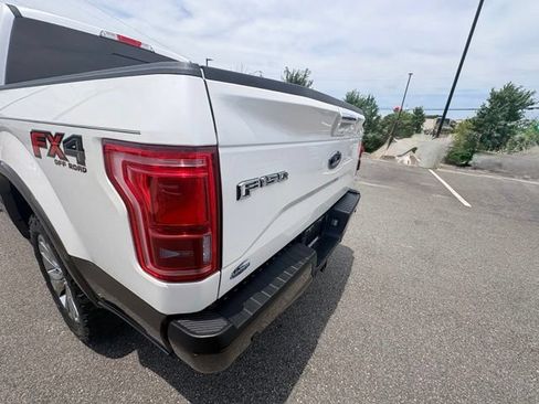 Used 2017 Ford F150 Lariat w/ Equipment Group 502A Luxury AWD/4WD image 4