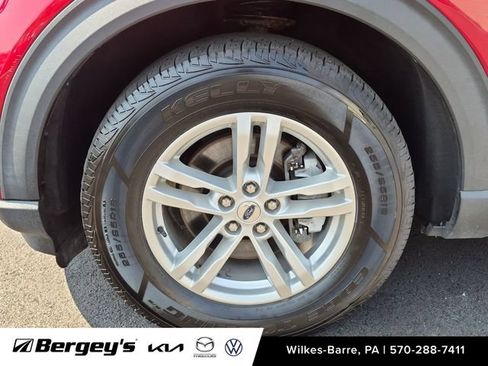 Used 2021 Ford Explorer XLT w/ Equipment Group 202A AWD/4WD image 11