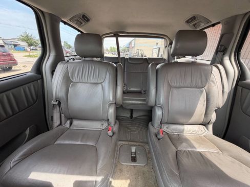 Used 2008 Toyota Sienna FWD image 20