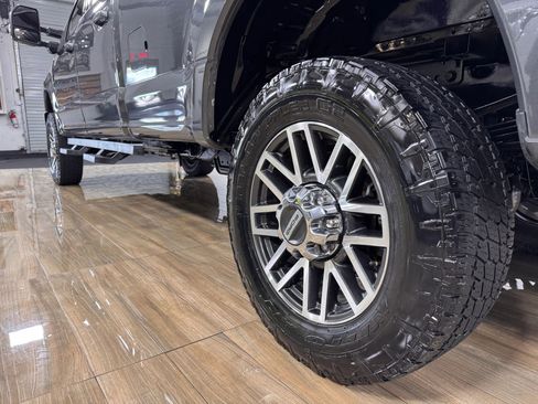 Used 2019 Ford F350 Lariat w/ Lariat Value Package image 10