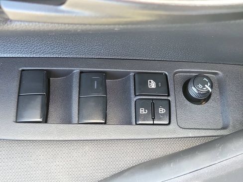 Used 2024 Toyota Corolla LE FWD image 23