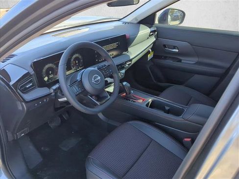 New 2026 Nissan Kicks SR w/ SR Premium Package image 9