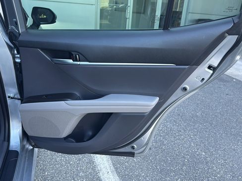Used 2022 Toyota Camry LE FWD image 21