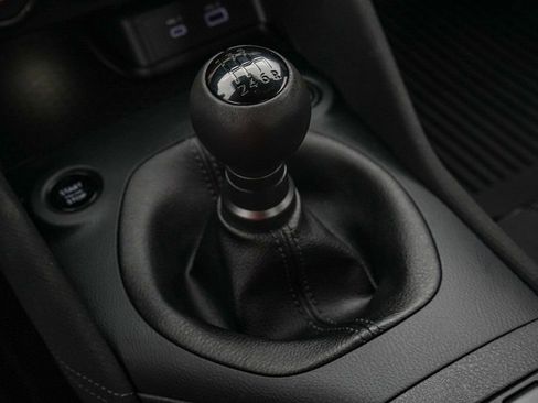 Used 2024 Nissan Z Sport w/ Floor Mat Package image 29