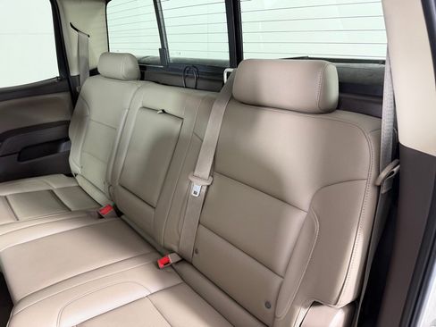 Used 2015 GMC Sierra 1500 SLT w/ SLT Crew Cab Value Package image 19